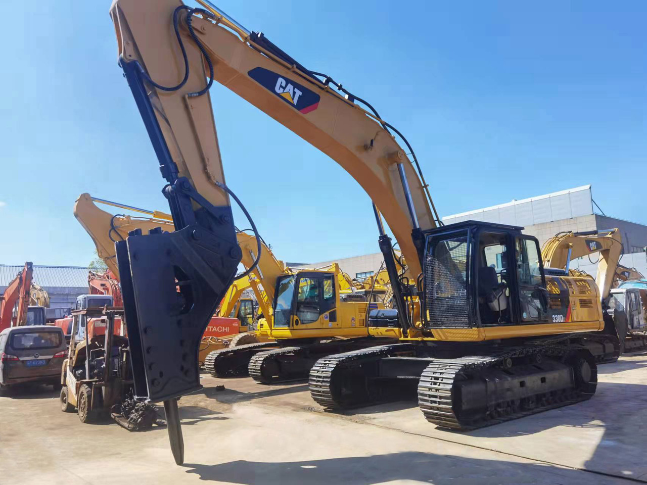 CATERPILLAR excavator 330D2 heavy mining excavator hydraulic hammer - Гусеничный экскаватор: фото 1 CATERPILLAR excavator 330D2 heavy mining excavator hydraulic hammer - Гусеничный экскаватор: фото 1
