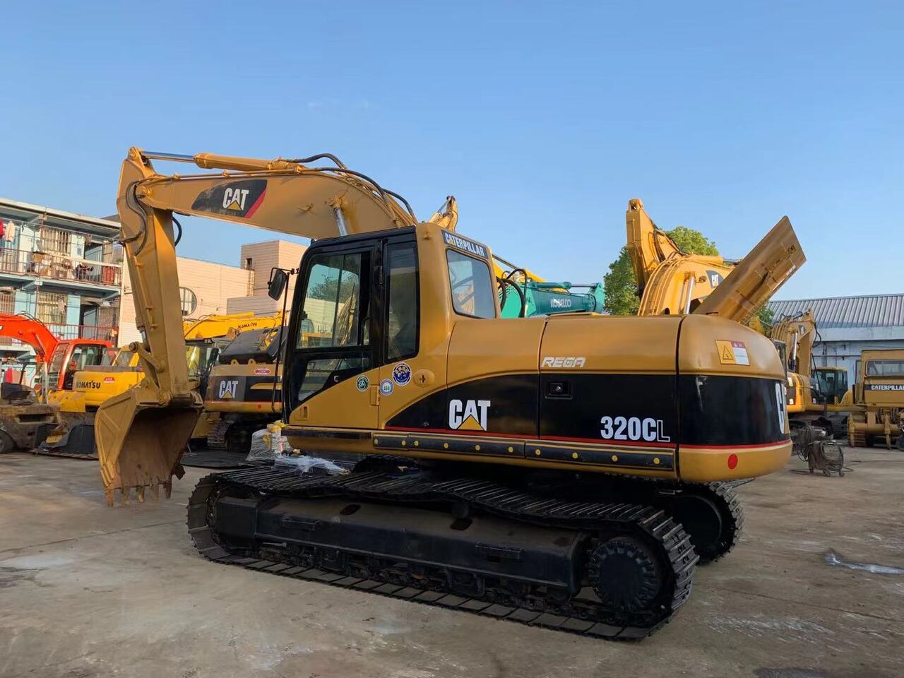 CATERPILLAR hydraulic excavator CAT 320CL, 320C imported from Japan - Гусеничный экскаватор: фото 1 CATERPILLAR hydraulic excavator CAT 320CL, 320C imported from Japan - Гусеничный экскаватор: фото 1
