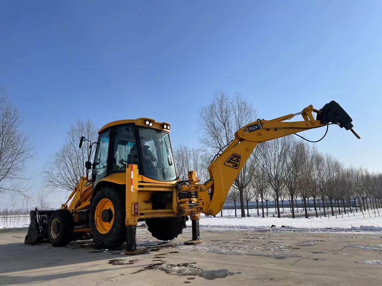 JCB TLB Original Condition Backhoe Loader 3CX, 4CX with Straight Outtrigger - Экскаватор-погрузчик: фото 1 JCB TLB Original Condition Backhoe Loader 3CX, 4CX with Straight Outtrigger - Экскаватор-погрузчик: фото 1