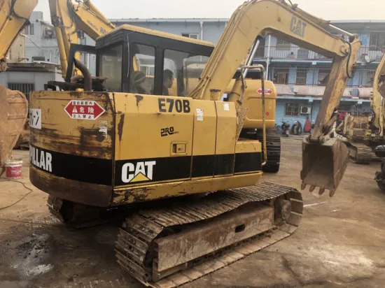 Original Color Japan Surplus Used Caterpillar E70b Cat Excavator - Гусеничный экскаватор: фото 1 Original Color Japan Surplus Used Caterpillar E70b Cat Excavator - Гусеничный экскаватор: фото 1