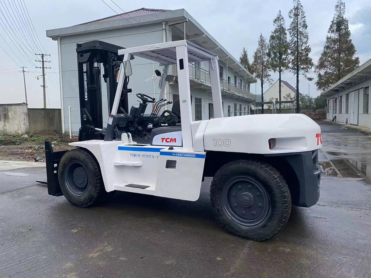 TCM Diesel Forklift FD70, FD100, FD160 with Side Shifter and Clamp - Дизельный погрузчик: фото 1 TCM Diesel Forklift FD70, FD100, FD160 with Side Shifter and Clamp - Дизельный погрузчик: фото 1