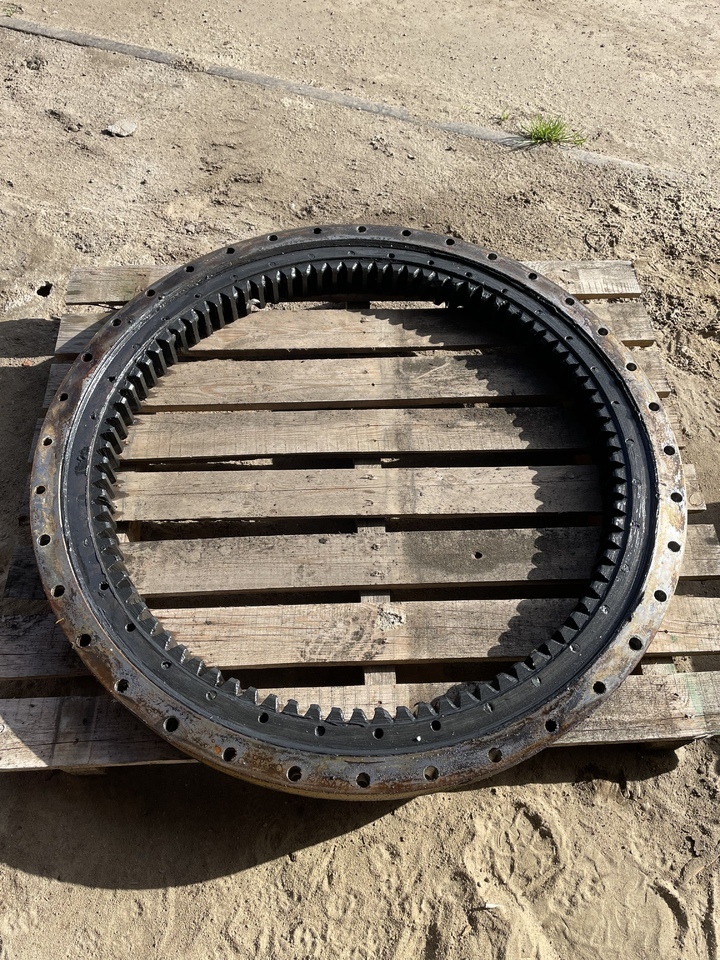 NEW HOLLAND MH PLUS - Поворотное кольцо: фото 1