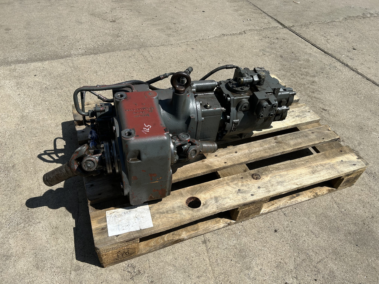 ZF 2HL 100, LIEBHERR 904B - Коробка передач для Экскаваторов: фото 1 ZF 2HL 100, LIEBHERR 904B - Коробка передач для Экскаваторов: фото 1
