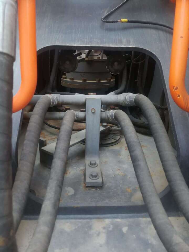 Hitachi ZX200 в лизинг Hitachi ZX200: фото 14