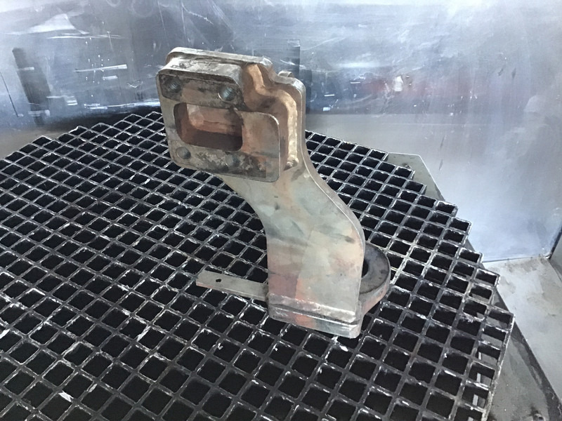 Liebherr  - Запчасти: фото 1