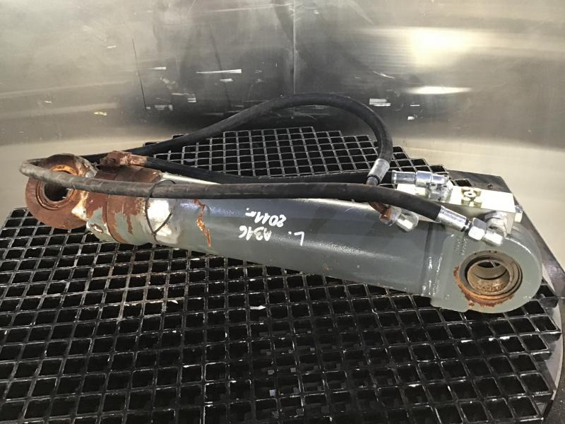 Liebherr  - Запчасти: фото 1