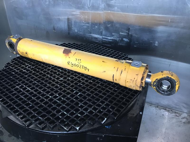 Liebherr - Запчасти: фото 1 Liebherr - Запчасти: фото 1