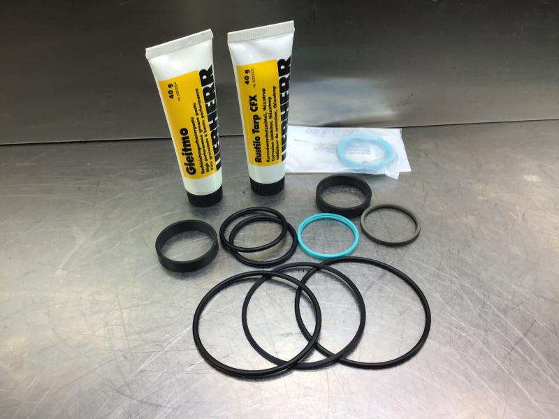 Liebherr  - Запчасти: фото 1