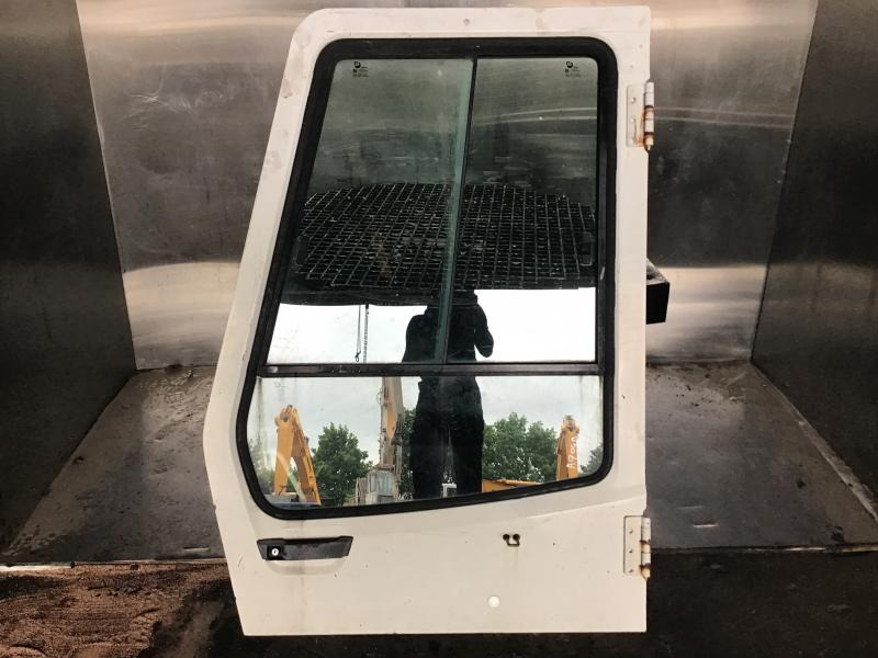 Liebherr  - Запчасти: фото 1