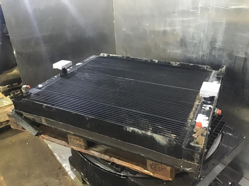 Liebherr  - Запчасти: фото 1