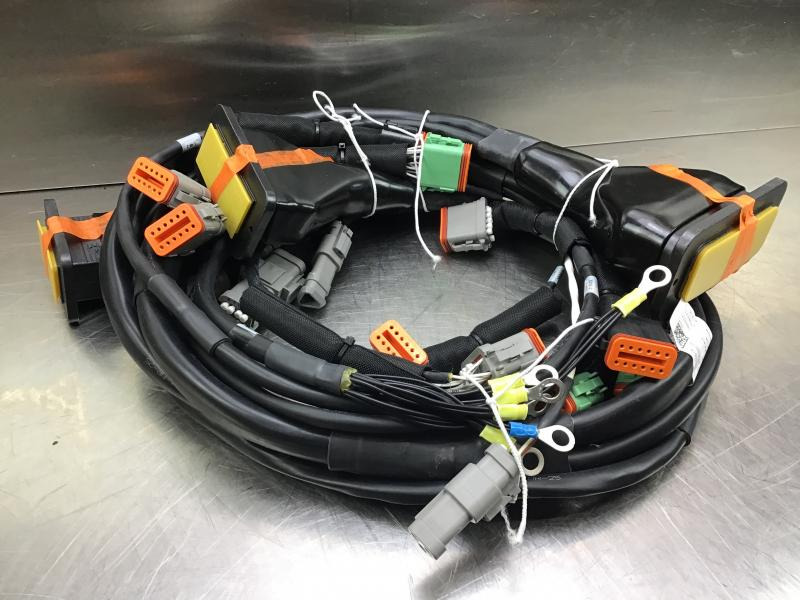 Liebherr  - Запчасти: фото 1