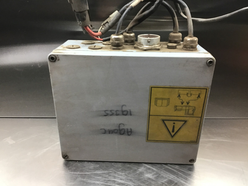 Liebherr - Запчасти: фото 1 Liebherr - Запчасти: фото 1