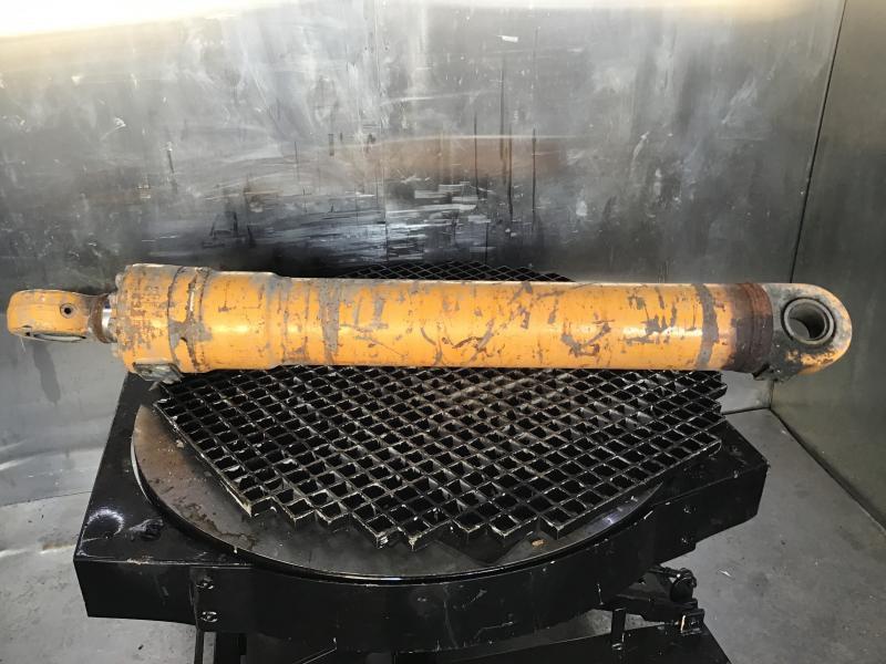 Liebherr - Запчасти: фото 1 Liebherr - Запчасти: фото 1