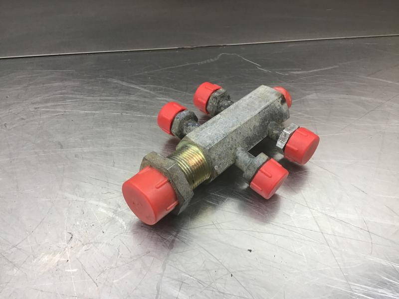 Liebherr  - Запчасти: фото 1