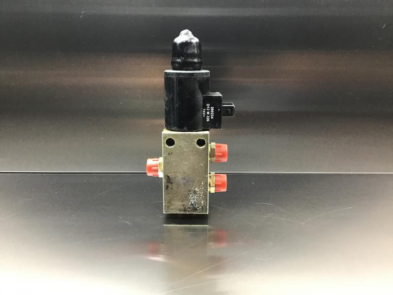 Liebherr - Запчасти: фото 1 Liebherr - Запчасти: фото 1