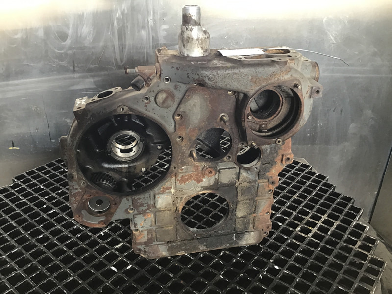 Liebherr - Запчасти: фото 1 Liebherr - Запчасти: фото 1