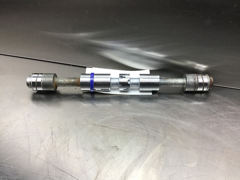 Liebherr - Запчасти: фото 1 Liebherr - Запчасти: фото 1