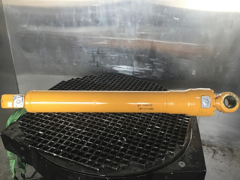 Liebherr  - Запчасти: фото 1