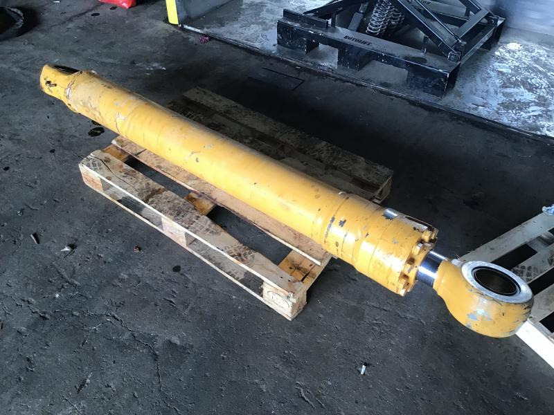 Liebherr  - Запчасти: фото 1