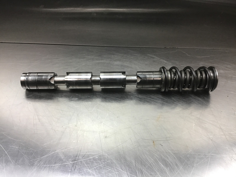 Liebherr - Запчасти: фото 1 Liebherr - Запчасти: фото 1