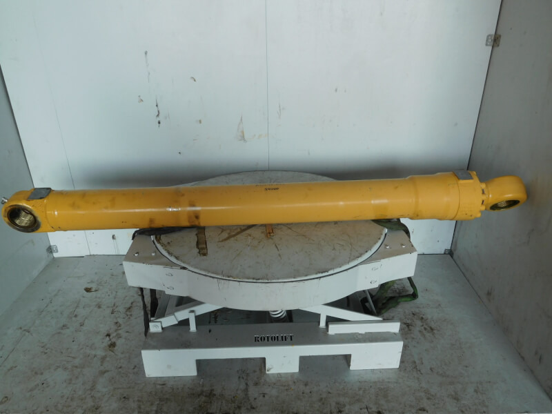 Liebherr  - Запчасти: фото 1