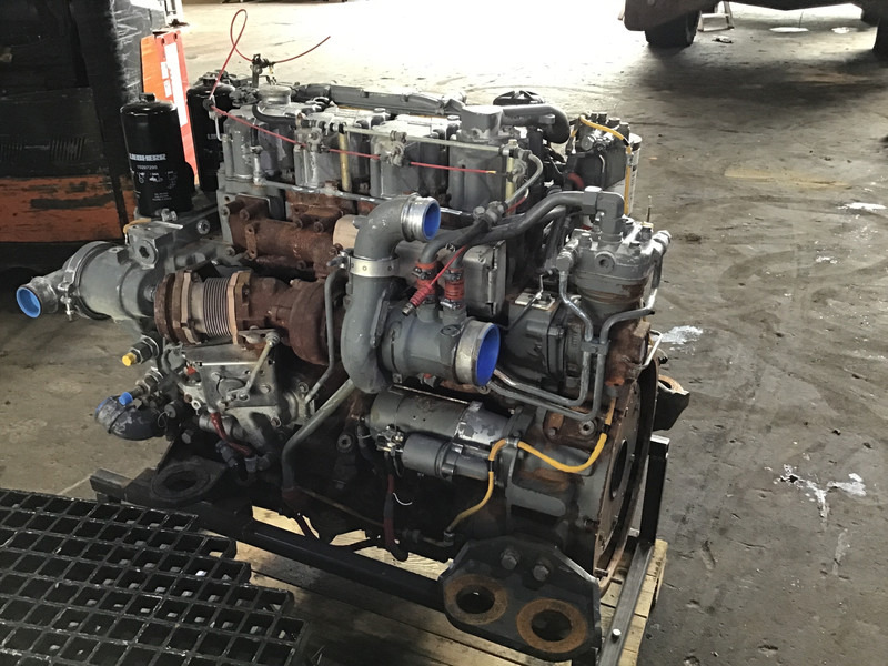 Liebherr  - Запчасти: фото 1