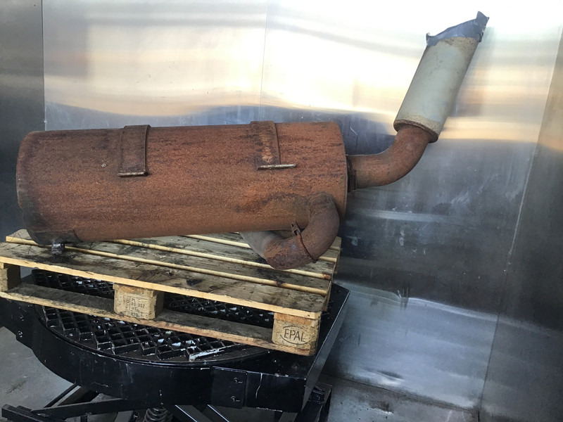 Liebherr - Запчасти: фото 1 Liebherr - Запчасти: фото 1