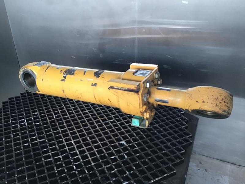 Liebherr  - Запчасти: фото 1