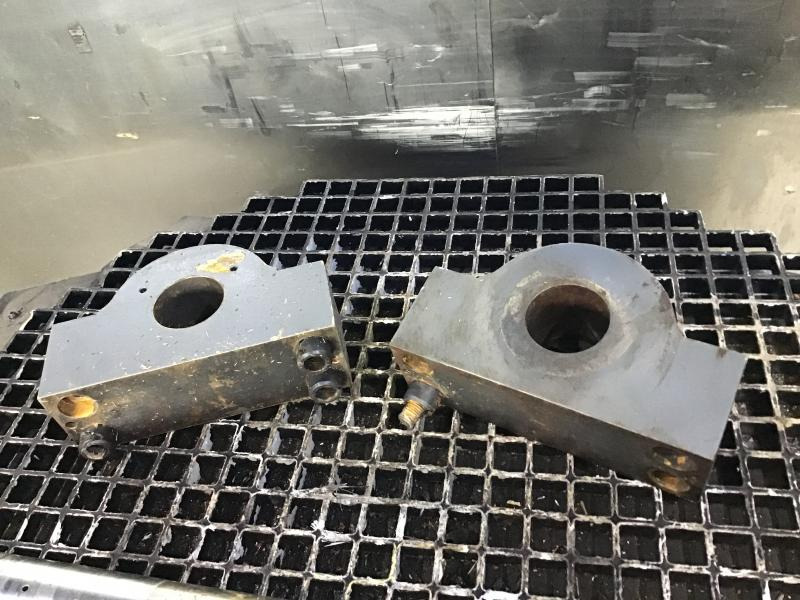 Liebherr - Запчасти: фото 1 Liebherr - Запчасти: фото 1