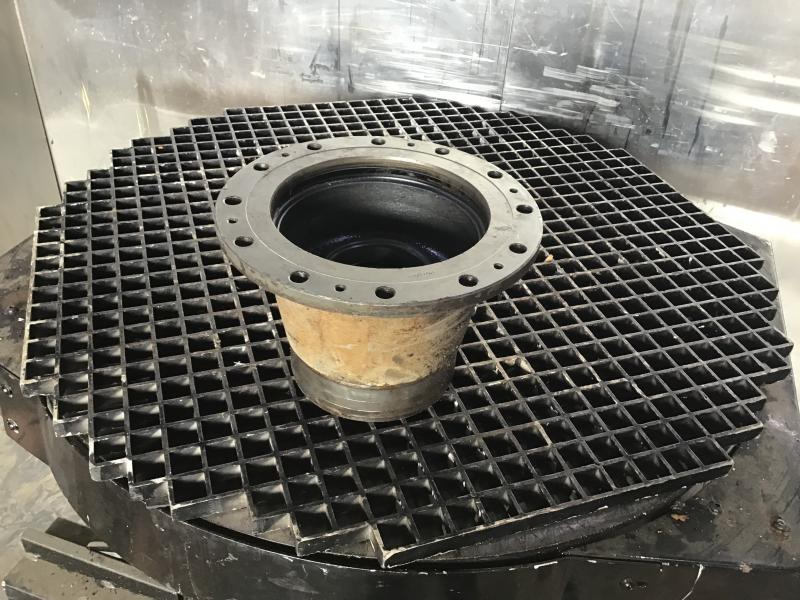 Liebherr - Запчасти: фото 1 Liebherr - Запчасти: фото 1