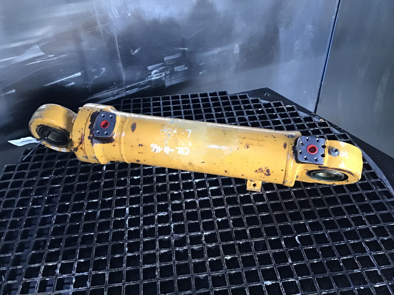 Liebherr - Запчасти: фото 1 Liebherr - Запчасти: фото 1