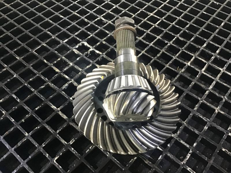 Liebherr - Запчасти: фото 1 Liebherr - Запчасти: фото 1