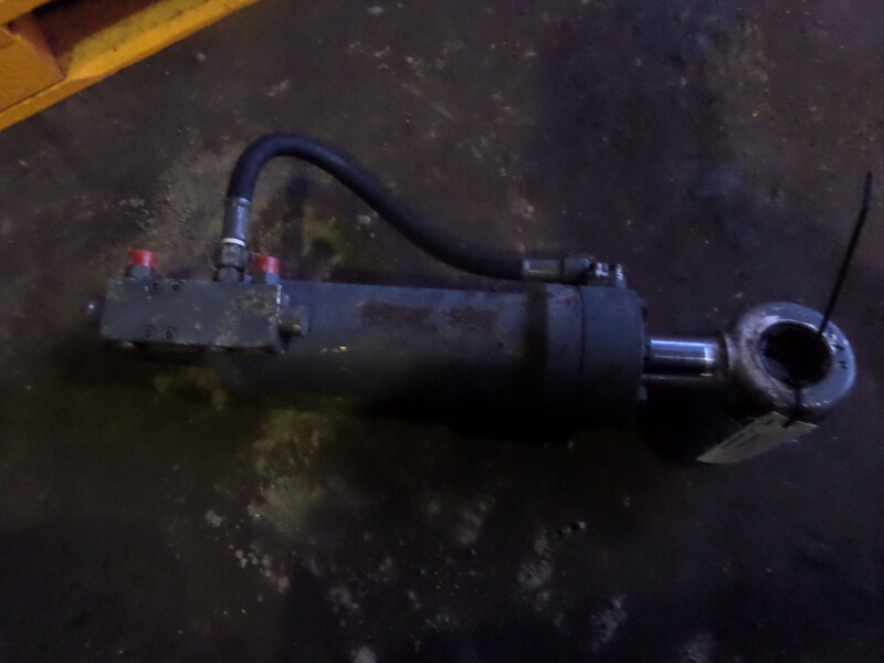 Liebherr  - Запчасти: фото 1