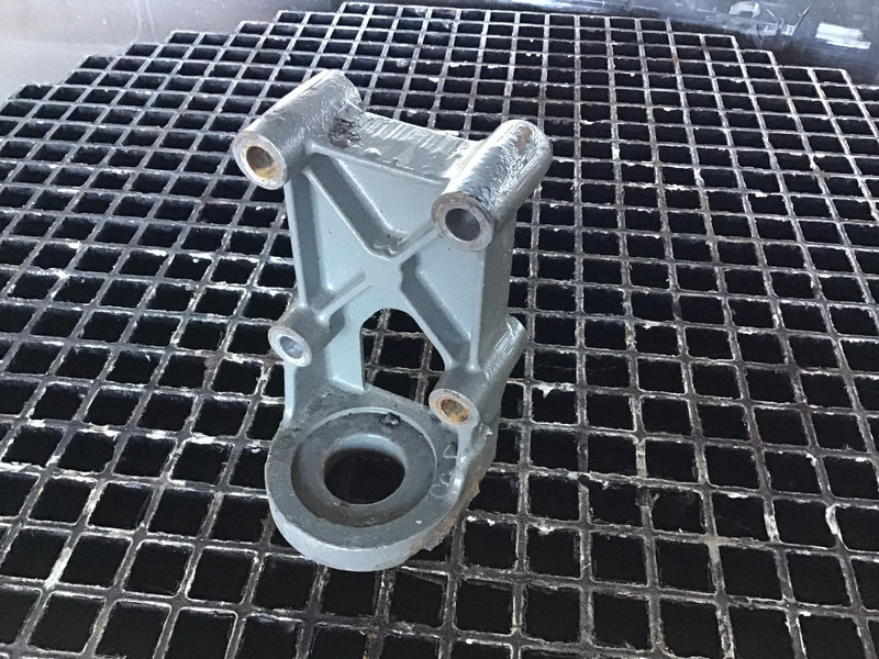 Liebherr - Запчасти: фото 1 Liebherr - Запчасти: фото 1