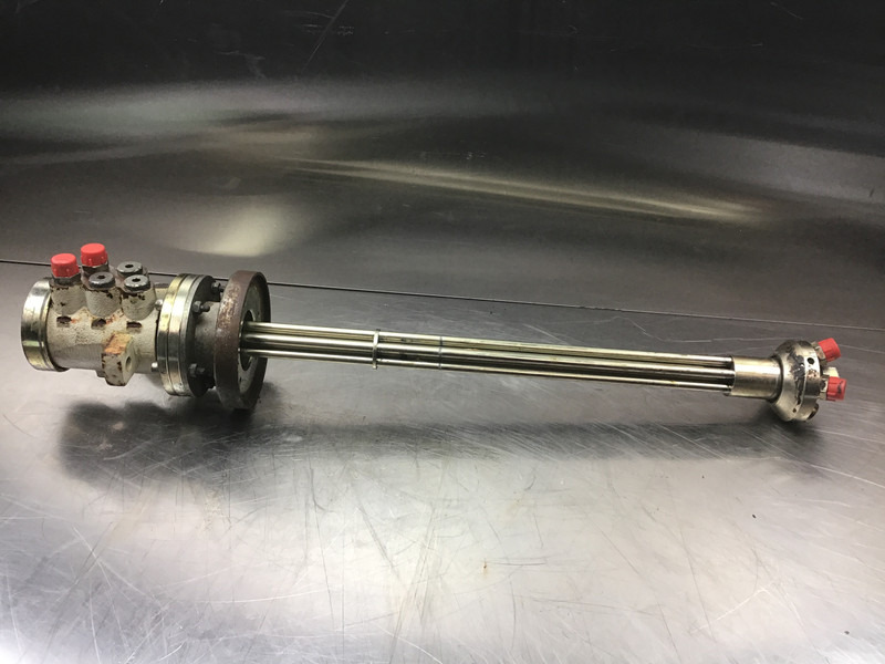 Liebherr - Запчасти: фото 1 Liebherr - Запчасти: фото 1