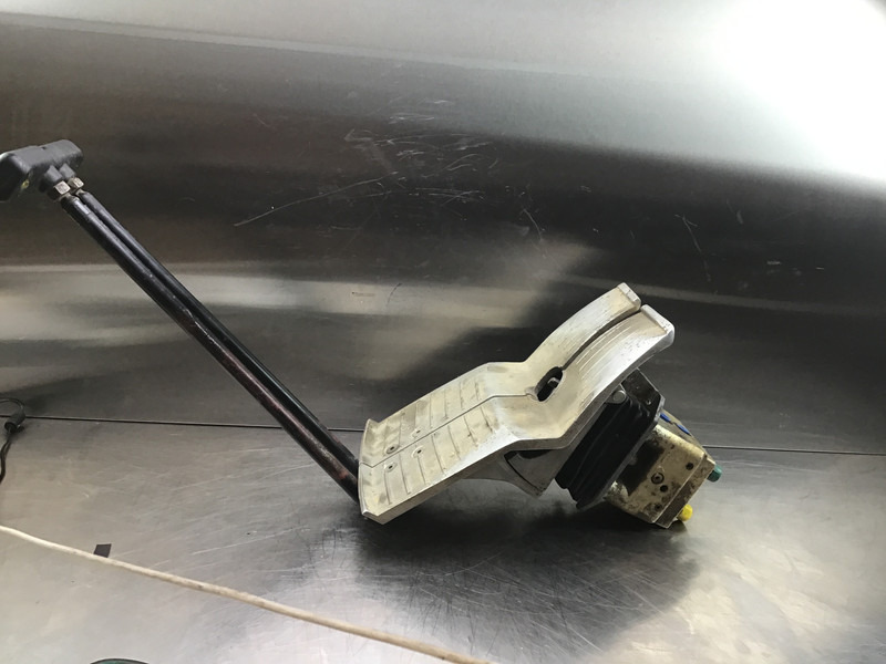 Liebherr  - Запчасти: фото 1