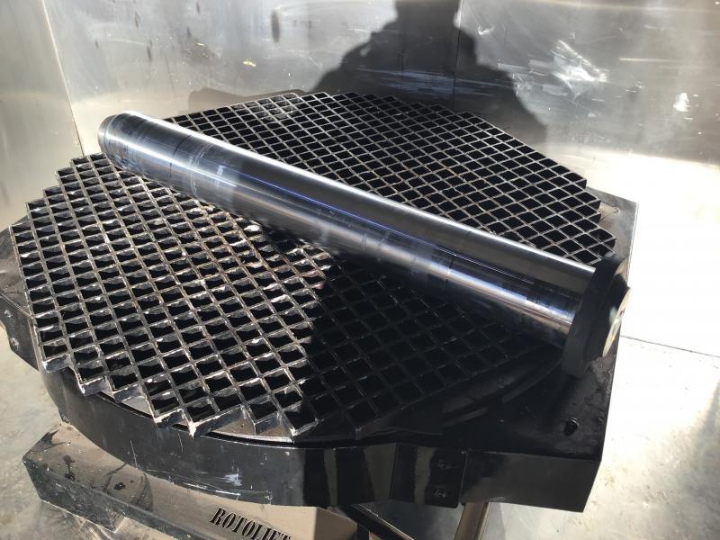 Запчасти для Строительной техники Liebherr Pin 130x1105x1007: фото 1