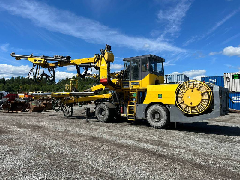 Atlas-Copco XE3 C30 - Буровая машина: фото 1 Atlas-Copco XE3 C30 - Буровая машина: фото 1