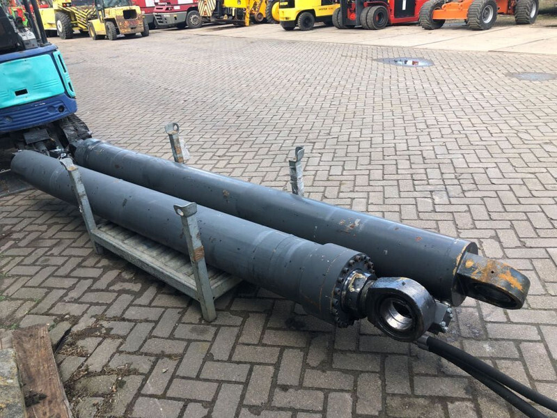 KONECRANES SMV4535 TC5 CYLINDERS PART NUMBER 53710241 - Гидравлика: фото 1 KONECRANES SMV4535 TC5 CYLINDERS PART NUMBER 53710241 - Гидравлика: фото 1