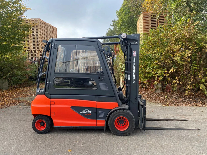 Linde E35L-01 - Электропогрузчик: фото 1