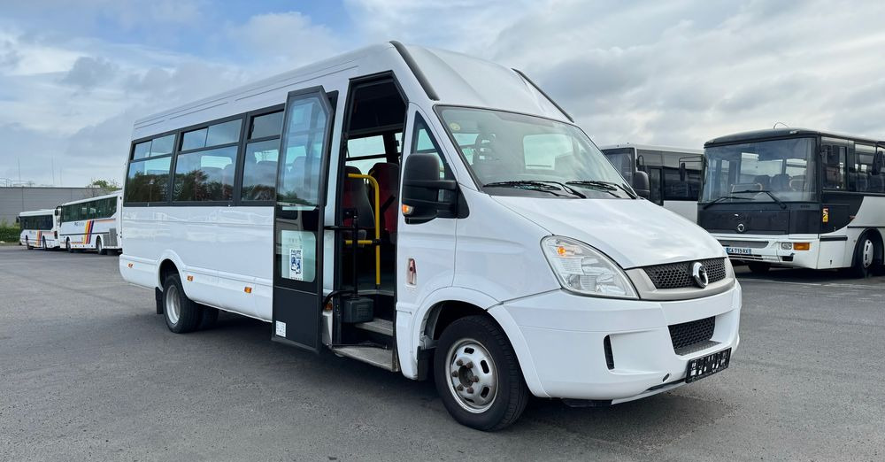 Irisbus Iveco Daily / 23 miejsca / Cena 87000 zł netto - Микроавтобус, Пассажирский фургон: фото 1 Irisbus Iveco Daily / 23 miejsca / Cena 87000 zł netto - Микроавтобус, Пассажирский фургон: фото 1