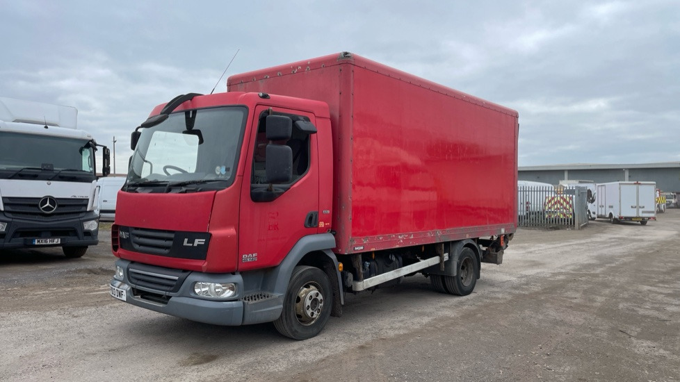 DAF LF 45.140 7.5 TONNE - Грузовик с закрытым кузовом: фото 2 DAF LF 45.140 7.5 TONNE - Грузовик с закрытым кузовом: фото 2