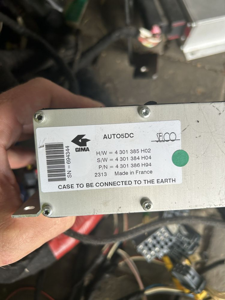 Запчасти для Сельскохозяйственной техники Czesci instalacja Massey Ferguson: фото 1