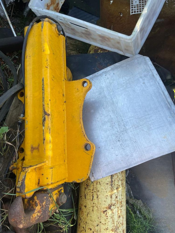 Zaczep hydrauliczny Hitch JCB - Запчасти для Сельскохозяйственной техники: фото 1 Zaczep hydrauliczny Hitch JCB - Запчасти для Сельскохозяйственной техники: фото 1