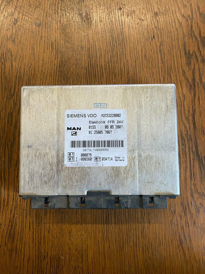 Elektronik FFR SIEMENS VDO Steuergerät MAN 81.25805.7067 - Блок управления для Грузовиков: фото 1 Elektronik FFR SIEMENS VDO Steuergerät MAN 81.25805.7067 - Блок управления для Грузовиков: фото 1