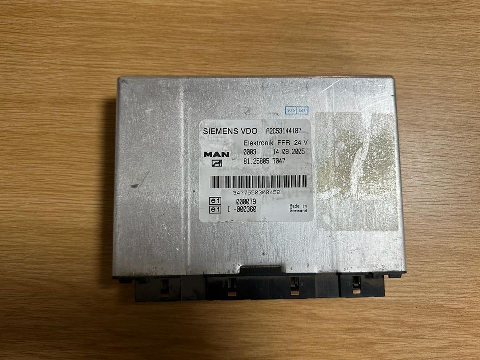 MAN SIEMENS VDO ELEKTRONIK FFR Steuergerät 81.25805.7047 - Блок управления для Грузовиков: фото 1