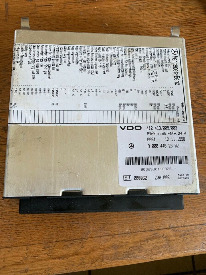 Блок управления для Грузовиков Mercedes Atego VDO Elektronik FMR Steuergerät A 000 446 23 02: фото 1