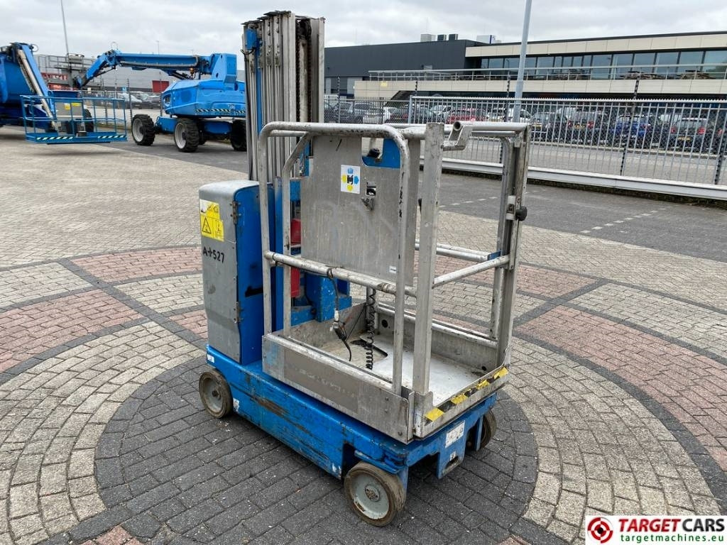 Genie GR-20 Runabout Vertical Mast Work Lift 802cm - Вертикальный мачтовый подъемник: фото 2 Genie GR-20 Runabout Vertical Mast Work Lift 802cm - Вертикальный мачтовый подъемник: фото 2