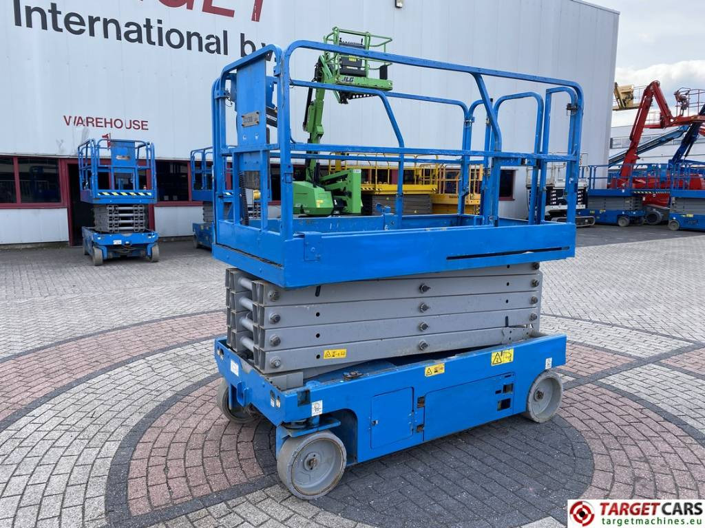 Ножничный подъемник Genie GS-3246 Electric GS3246 Scissor Work Lift 1175cm: фото 1