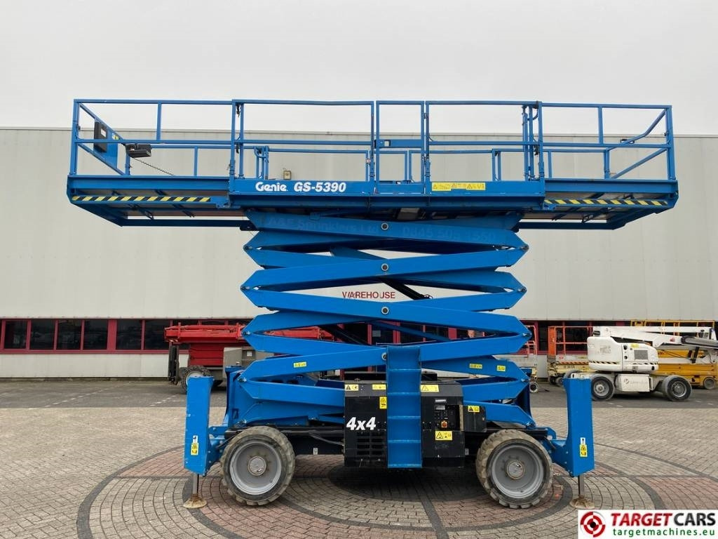 Genie GS-5390 RT LPG 4x4 Scissor Work Lift 1815cm  в лизинг Genie GS-5390 RT LPG 4x4 Scissor Work Lift 1815cm: фото 6